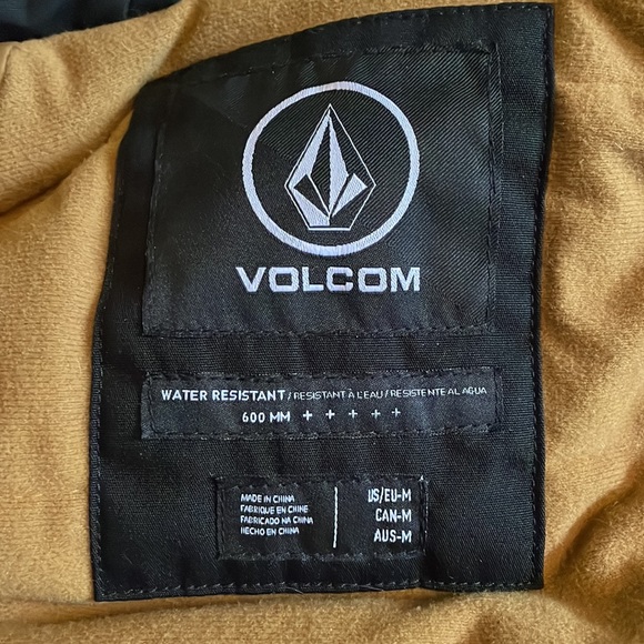 Heavy duty Volcom Jacket - Picture 5 of 6